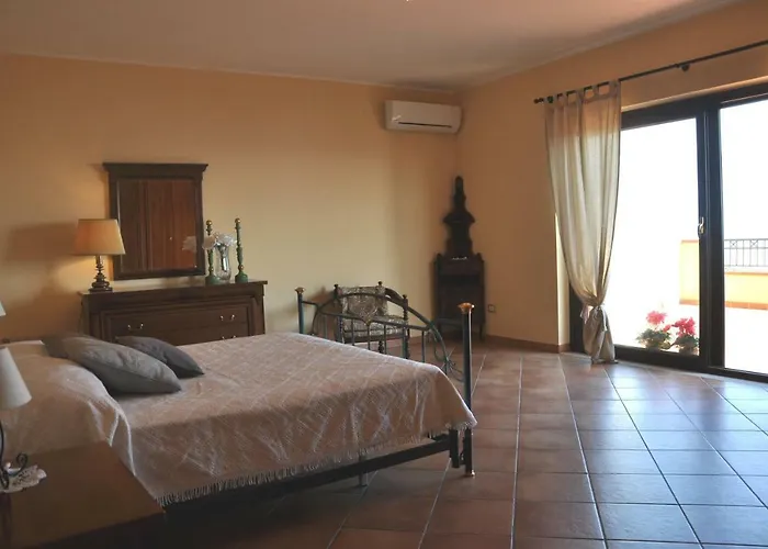 Gemma Di Mare Villa